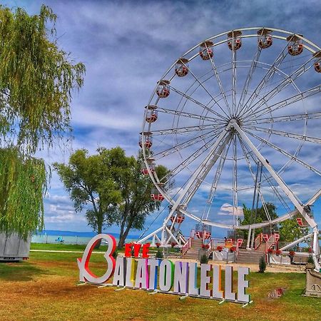 BerBe Apartman Balatonlelle Exterior foto